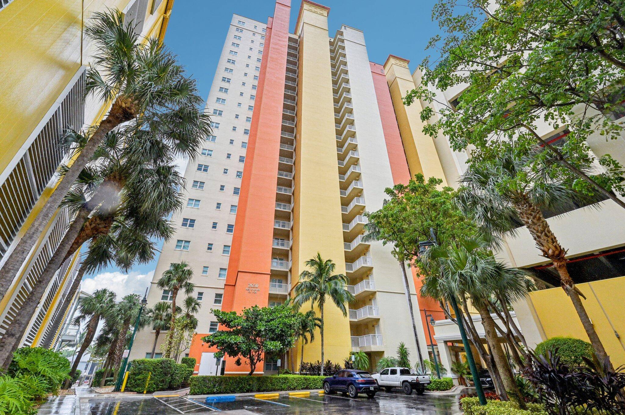 Riviera Beach, FL 33404,2650 NE Lake Shore DR 1006