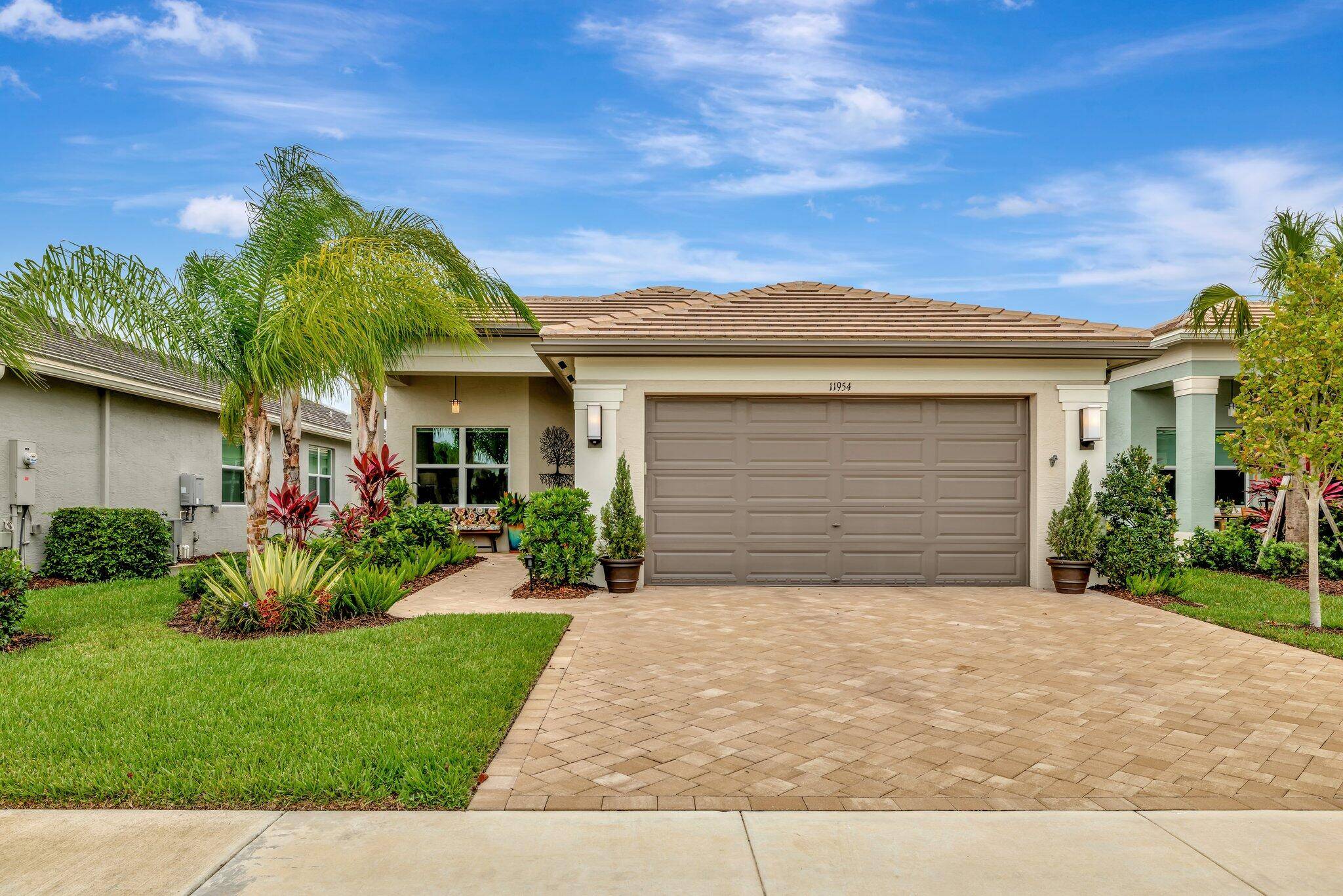 Port Saint Lucie, FL 34987,11954 SW Seaway ST