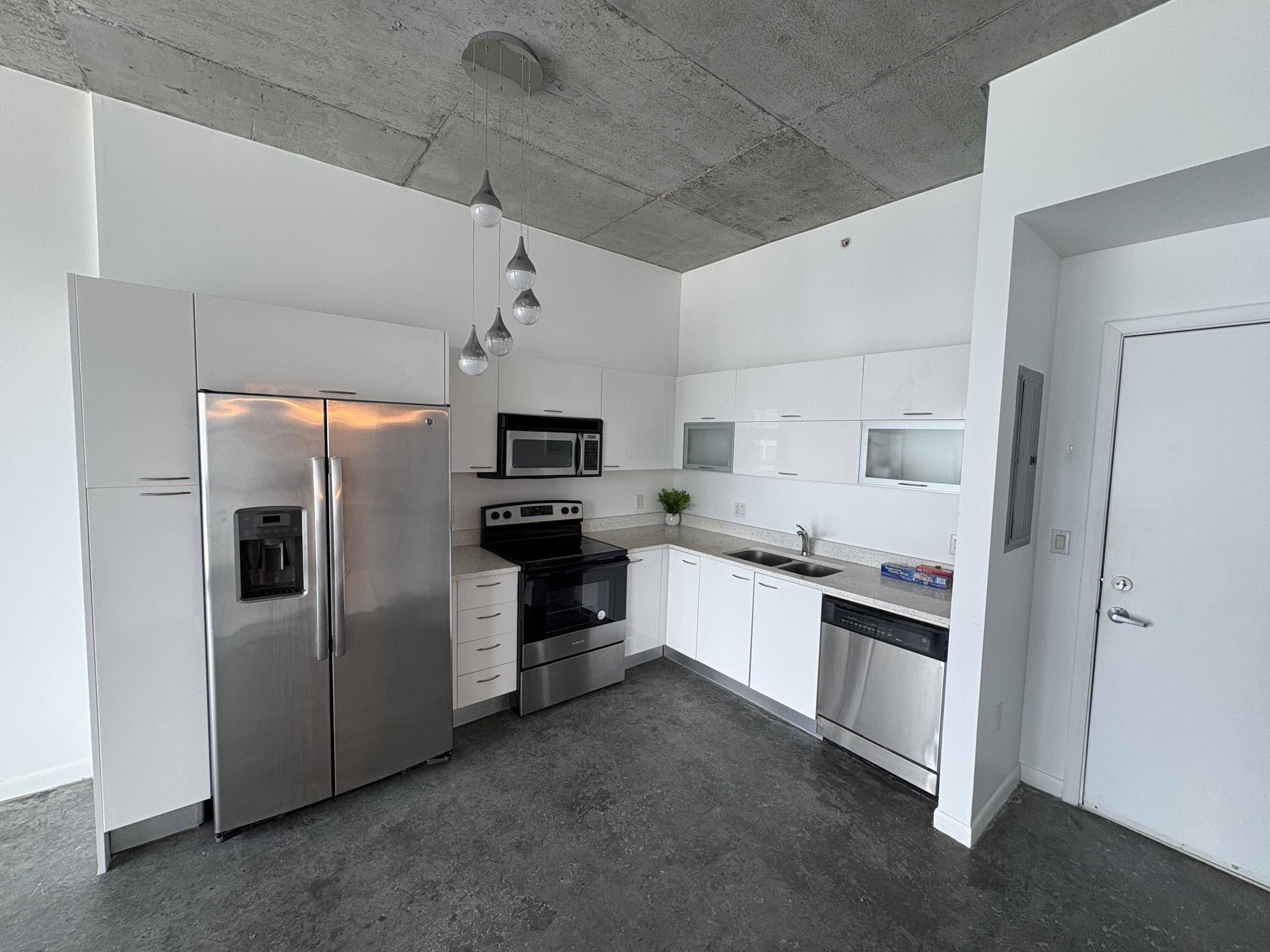 Miami, FL 33132,133 NE 2nd AVE 3303