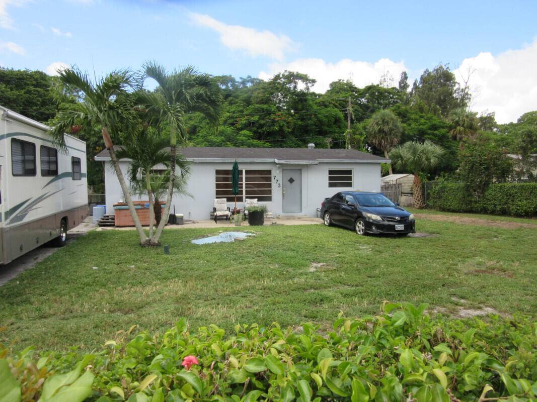 West Palm Beach, FL 33415,773 Arlington DR