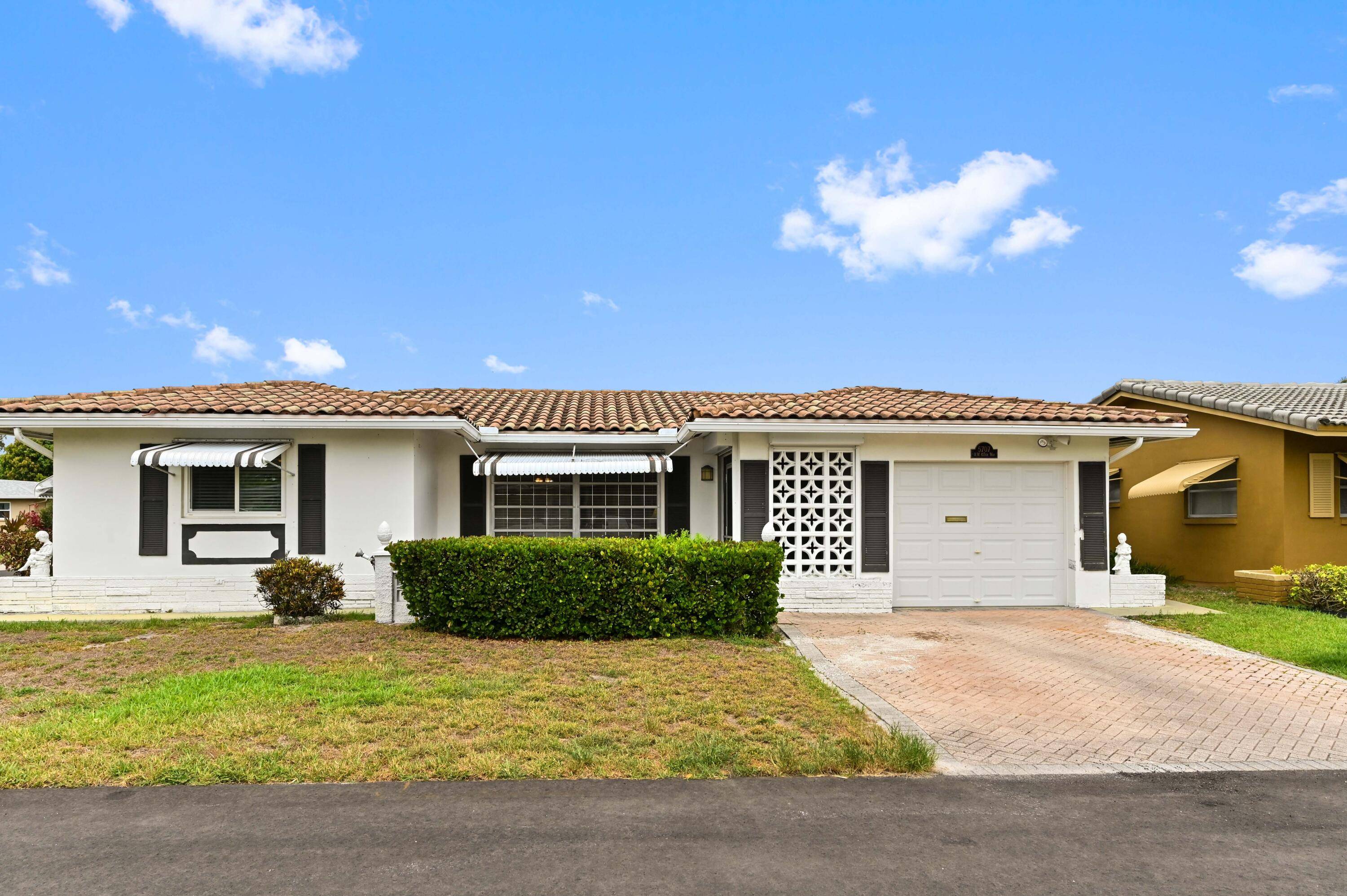 Tamarac, FL 33321,5707 NW 65th WAY