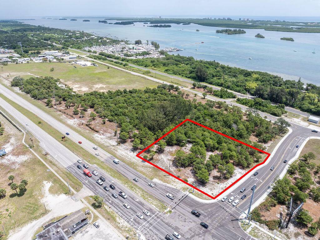 Fort Pierce, FL 34946,2200 N Us Highway 1 HWY