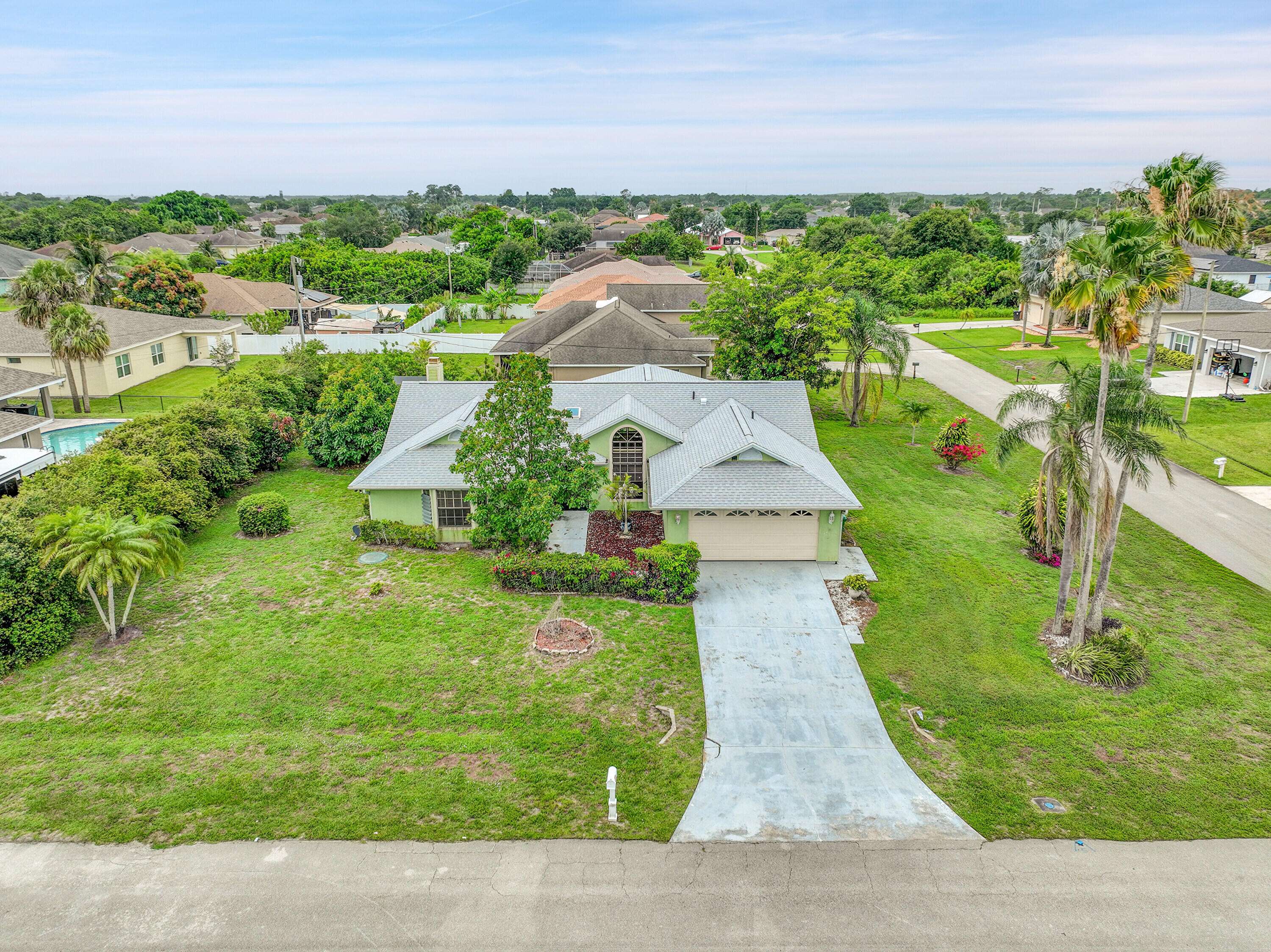 Port Saint Lucie, FL 34953,654 SW Kayak AVE