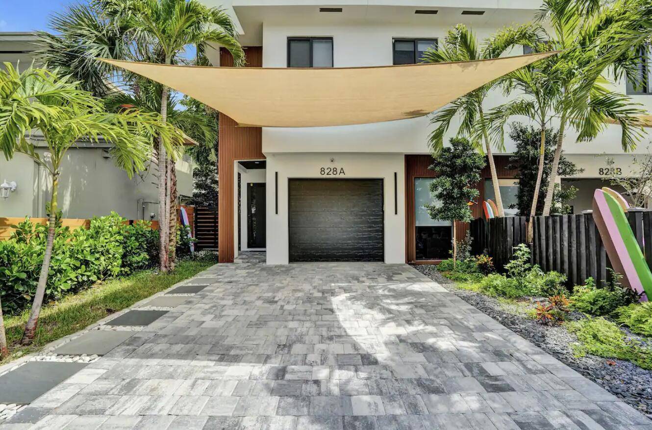 Fort Lauderdale, FL 33315,828 SW 16 ST A