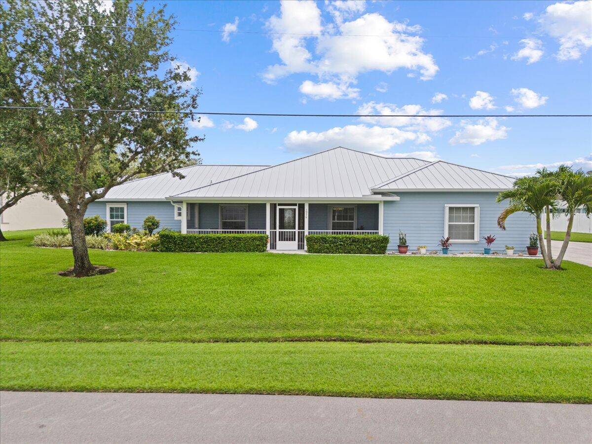 Port Saint Lucie, FL 34953,1976 SW Aaron LN