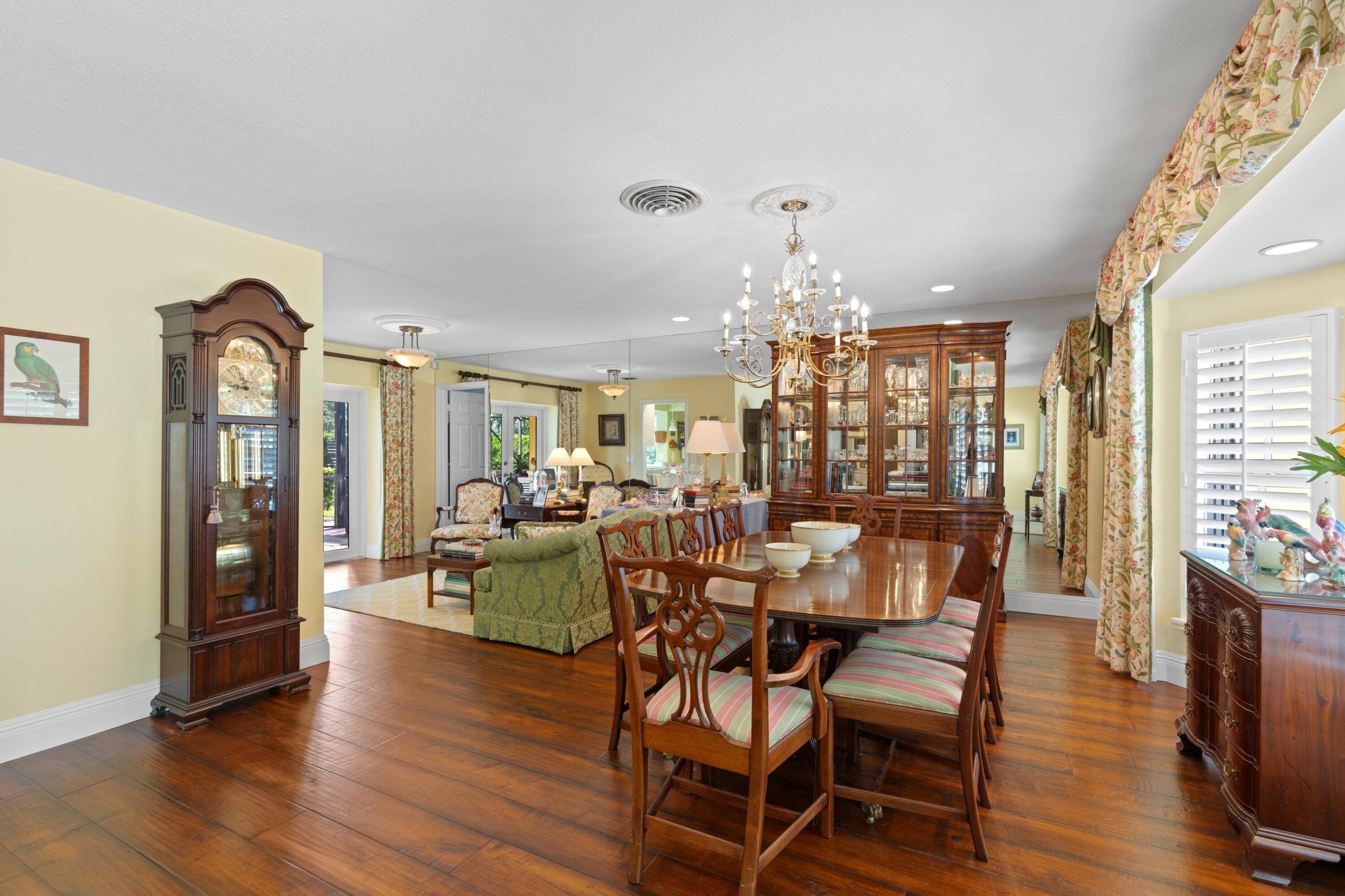 Palm Beach Gardens, FL 33418,4633 Holly DR