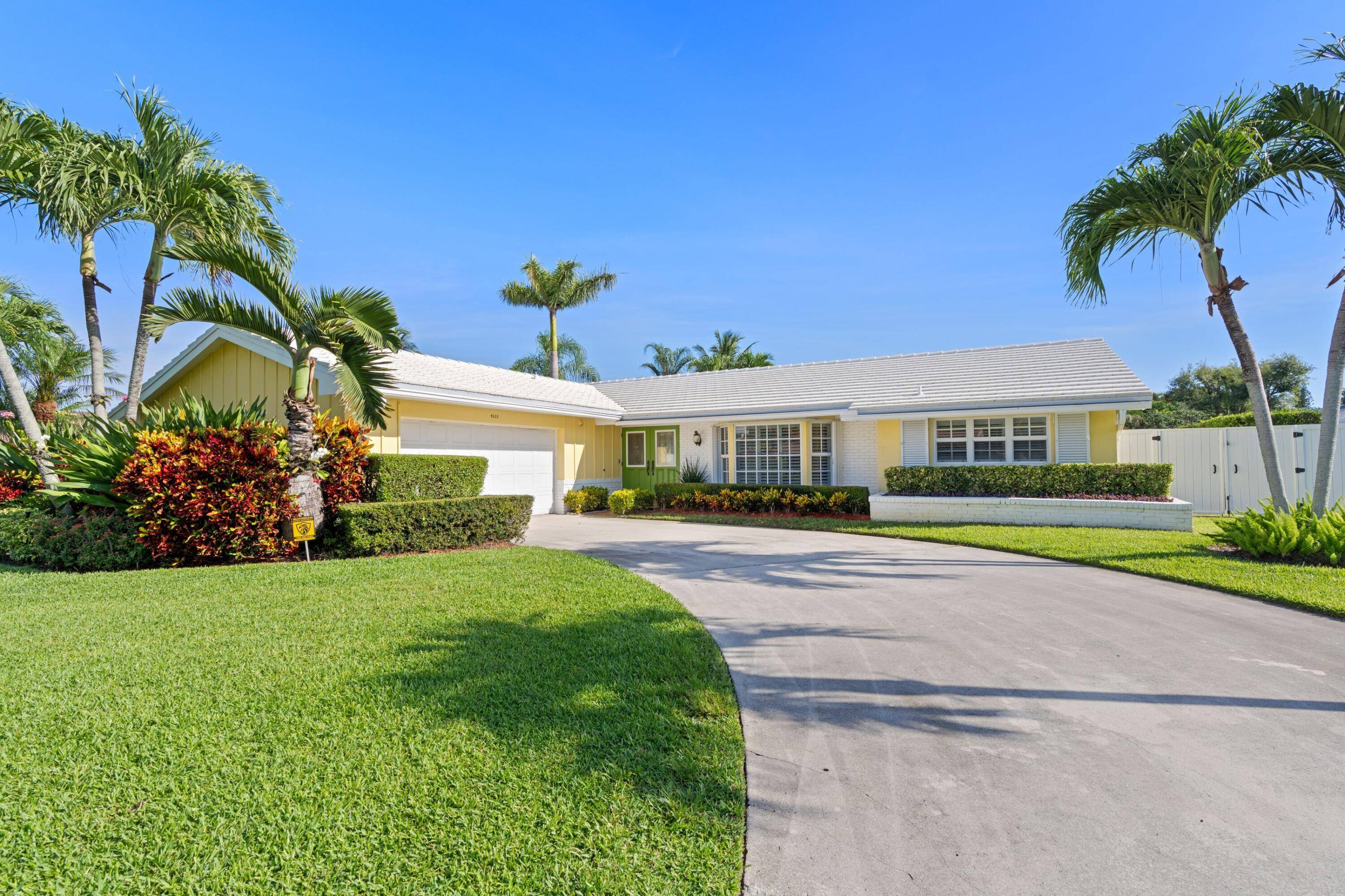 Palm Beach Gardens, FL 33418,4633 Holly DR