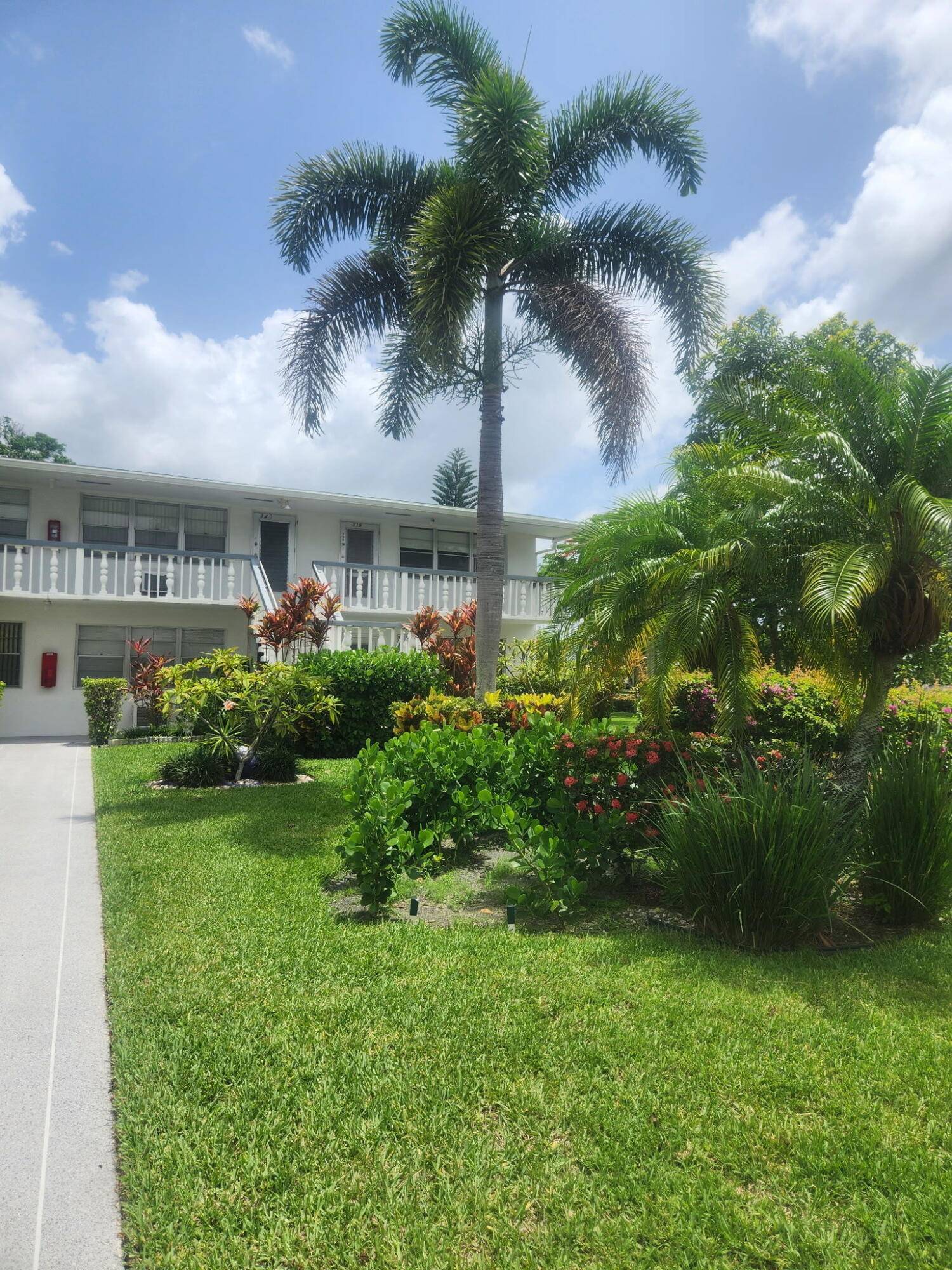 West Palm Beach, FL 33417,346 Windsor O