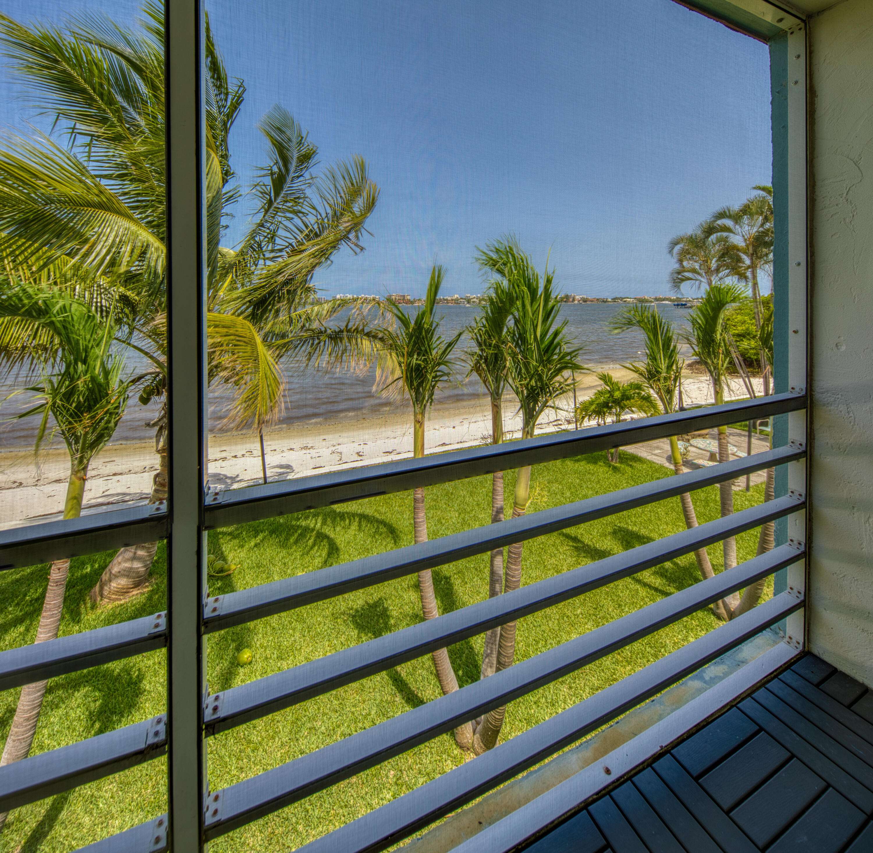 Lake Worth Beach, FL 33460,1428 S Lakeside DR 31