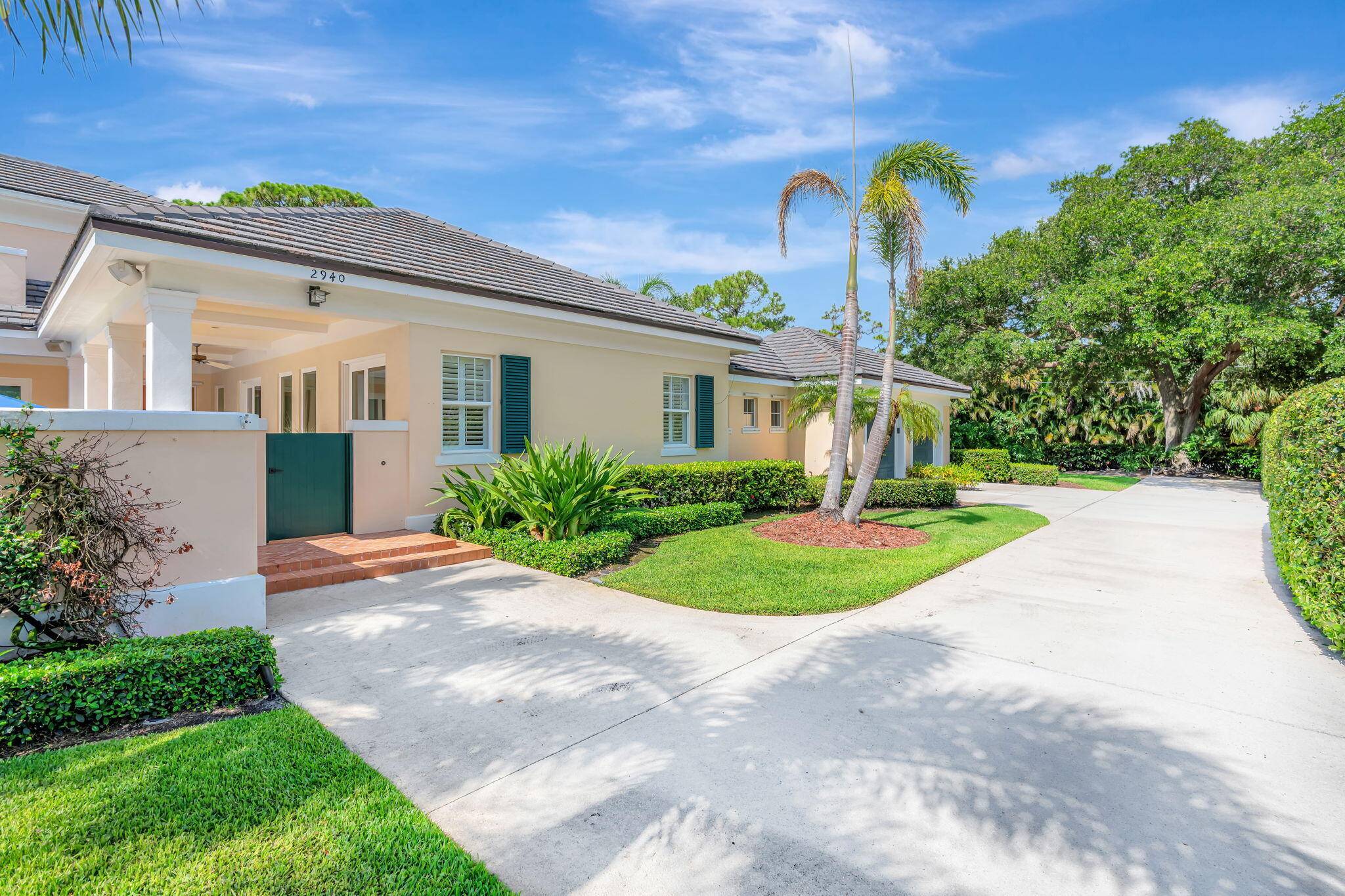 Palm Beach Gardens, FL 33410,2940 Marys WAY