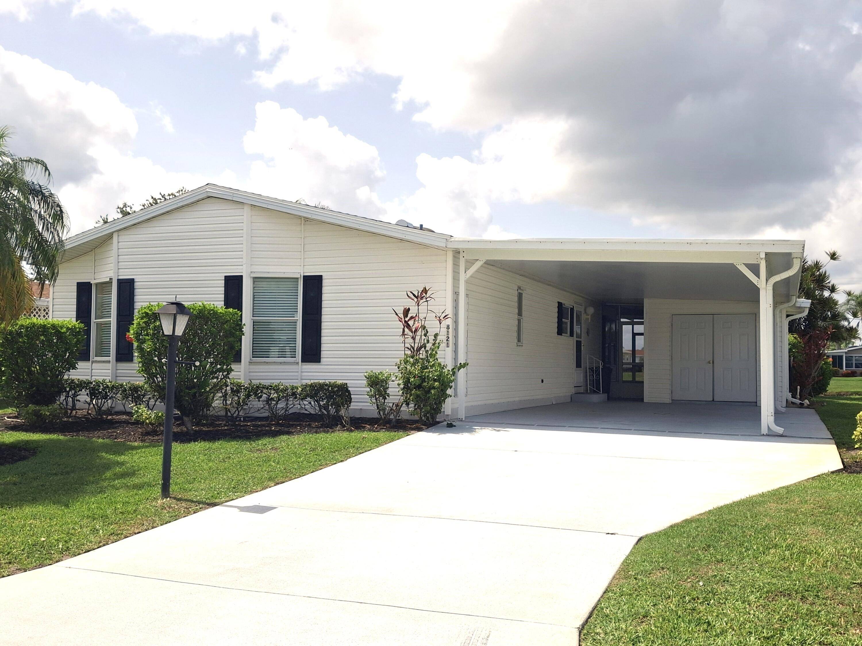 Port Saint Lucie, FL 34952,8121 Meadowlark LN