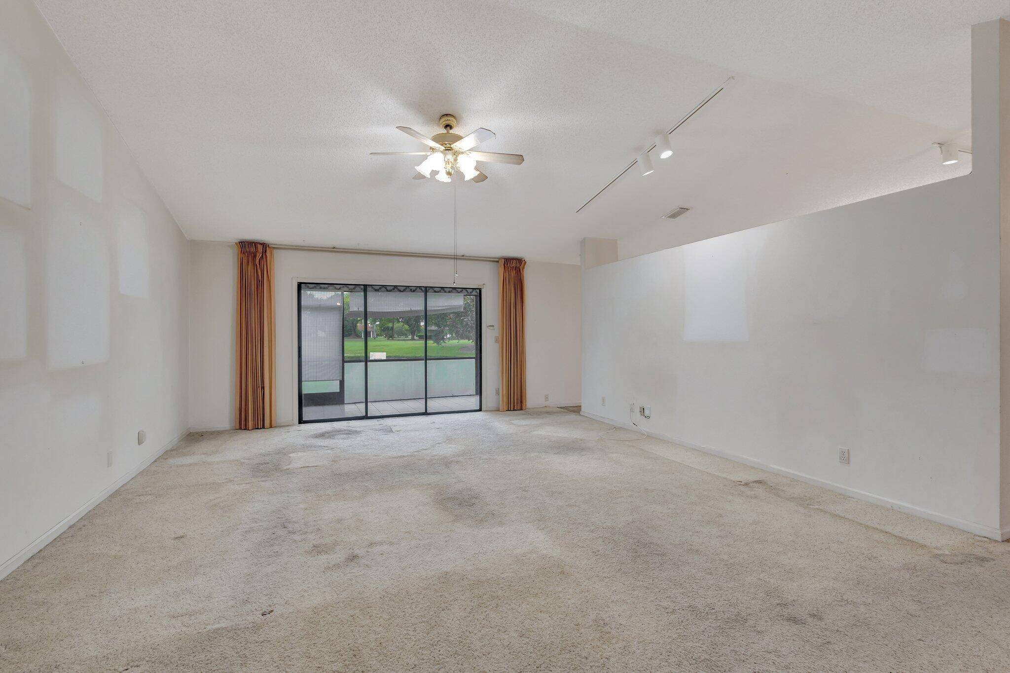 Royal Palm Beach, FL 33411,212 Ponce De Leon ST