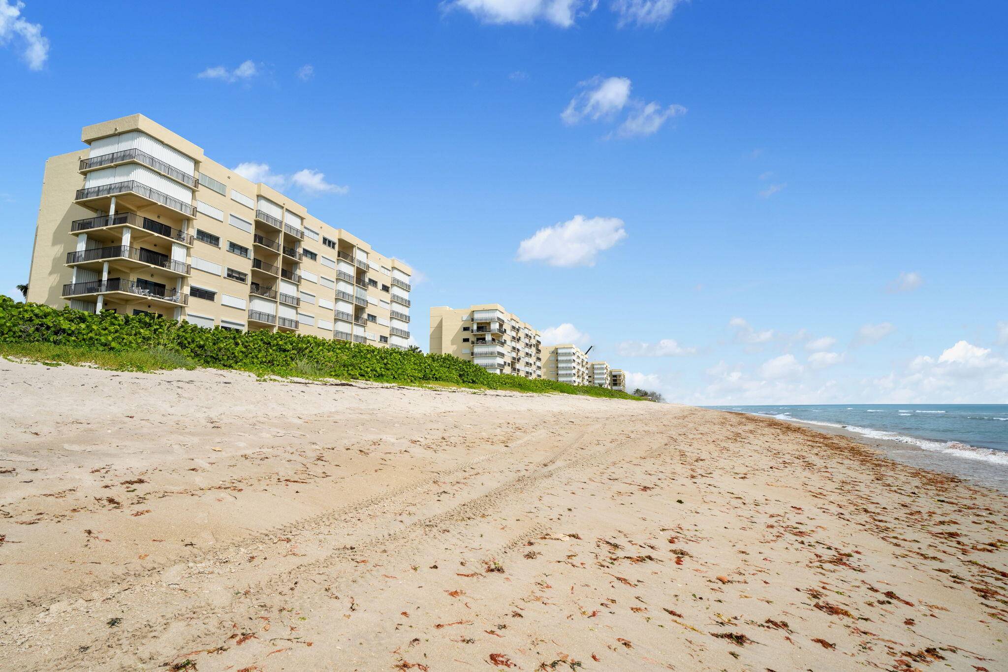 Jensen Beach, FL 34957,7420 S Ocean Drive 314