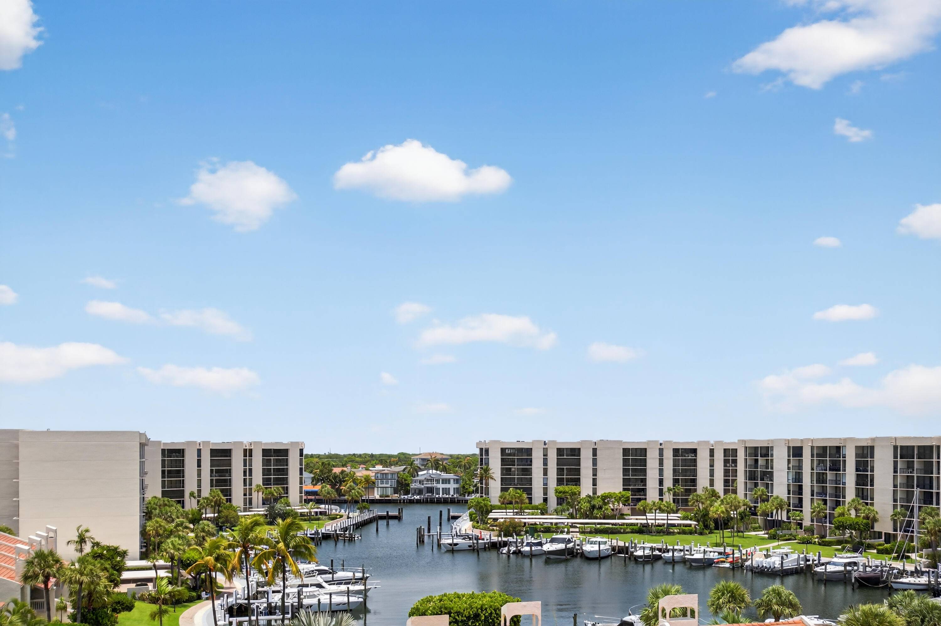 Boca Raton, FL 33431,2667 N Ocean BLVD I612