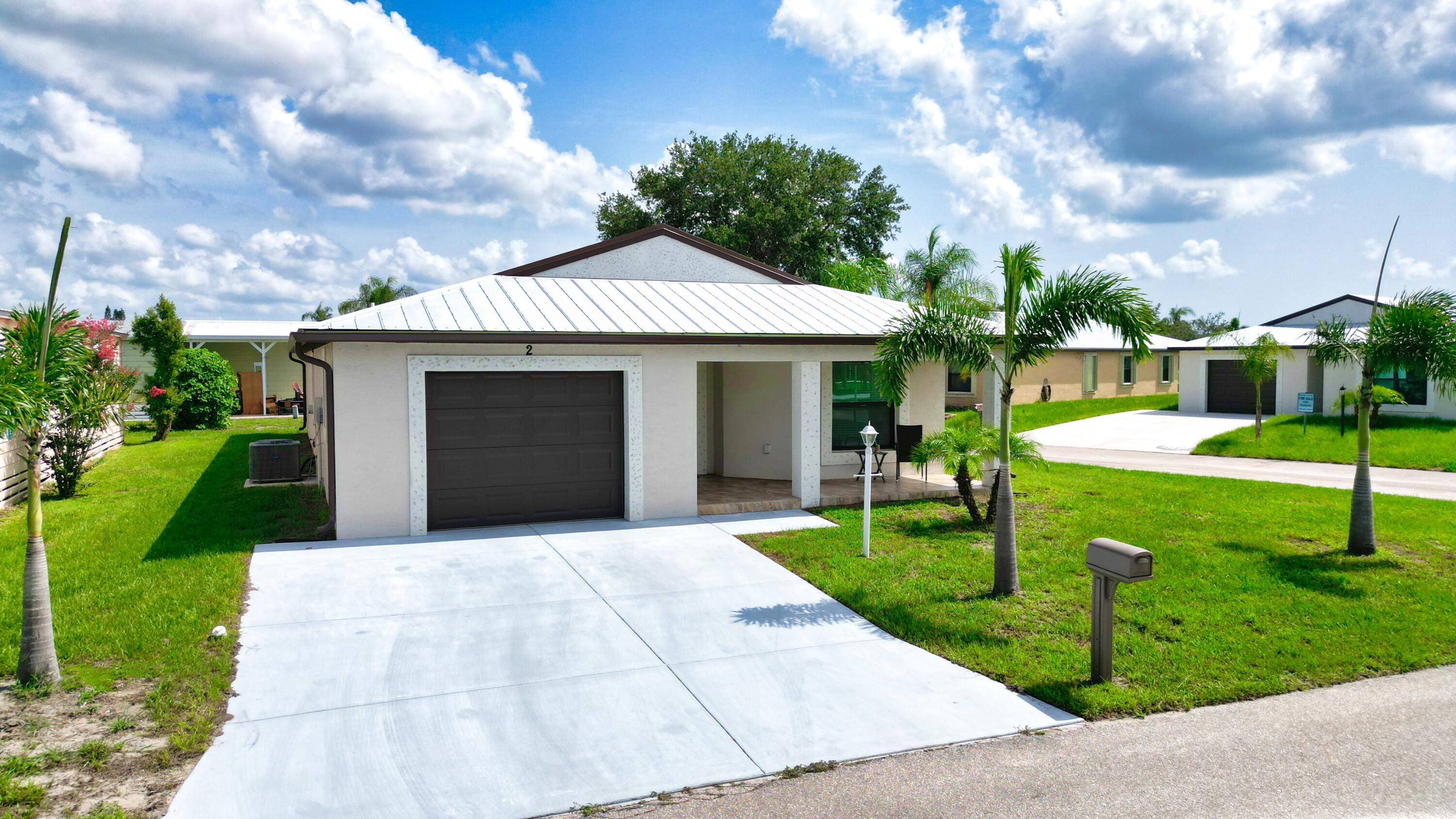 Fort Pierce, FL 34951,2 Tosca