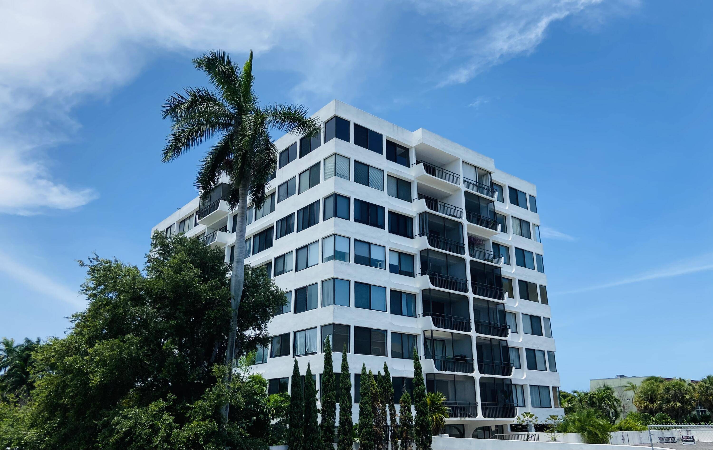 West Palm Beach, FL 33401,1500 Presidential WAY 306