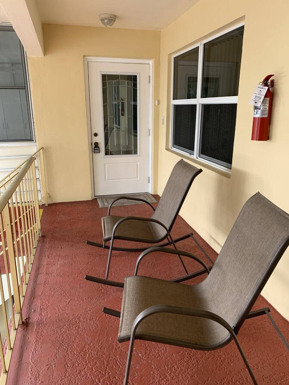 West Palm Beach, FL 33417,124 Stratford I 124