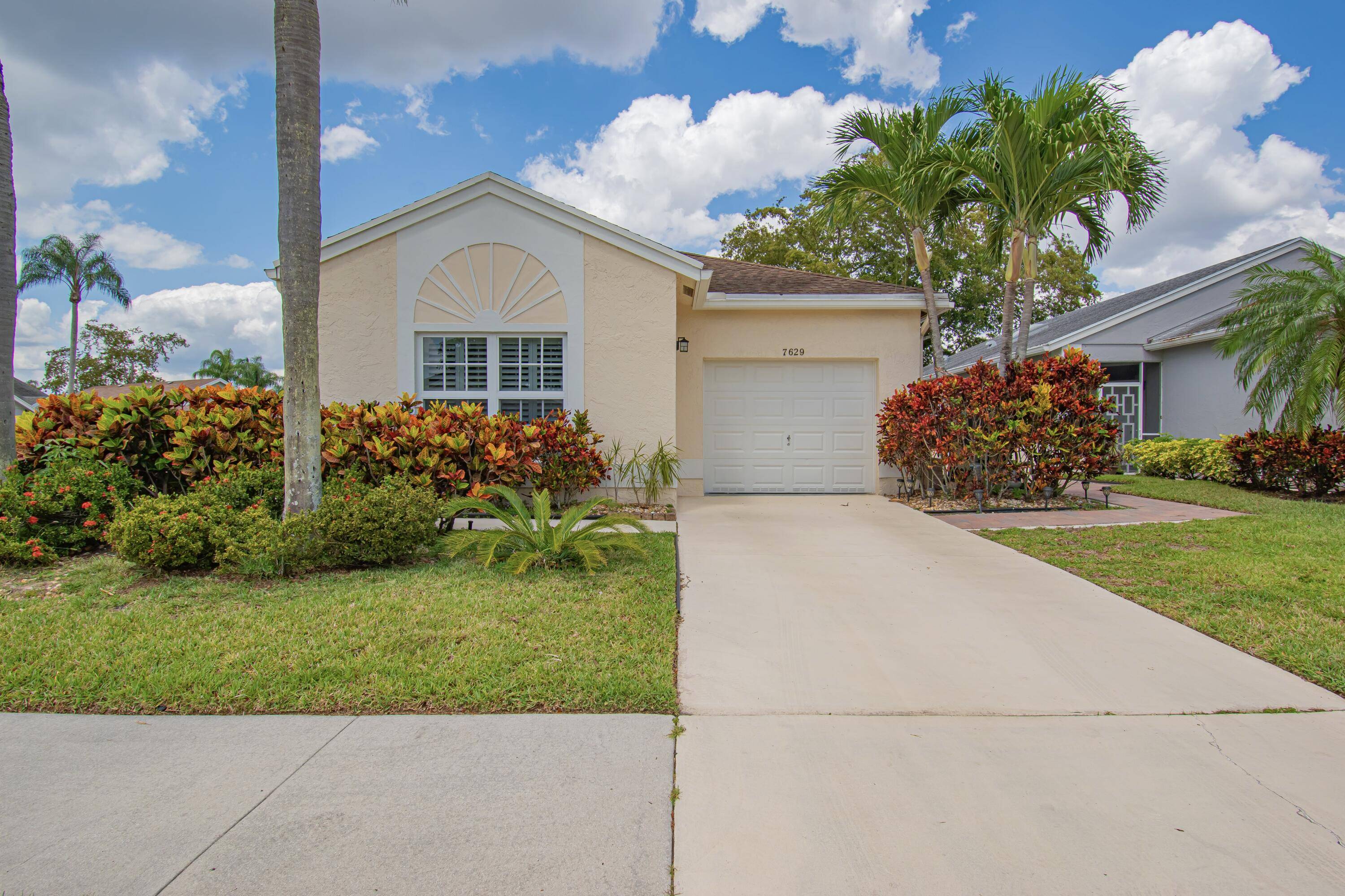 Delray Beach, FL 33446,7629 Mansfield Hollow Road