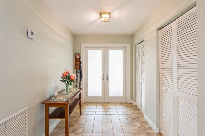 Boca Raton, FL 33487,403 NW 72 ST