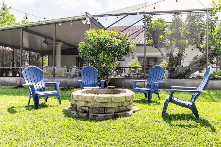 Boynton Beach, FL 33437,9823 NE Sun Pointe DR