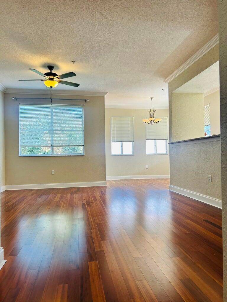 Palm Beach Gardens, FL 33410,11021 Legacy LN 302