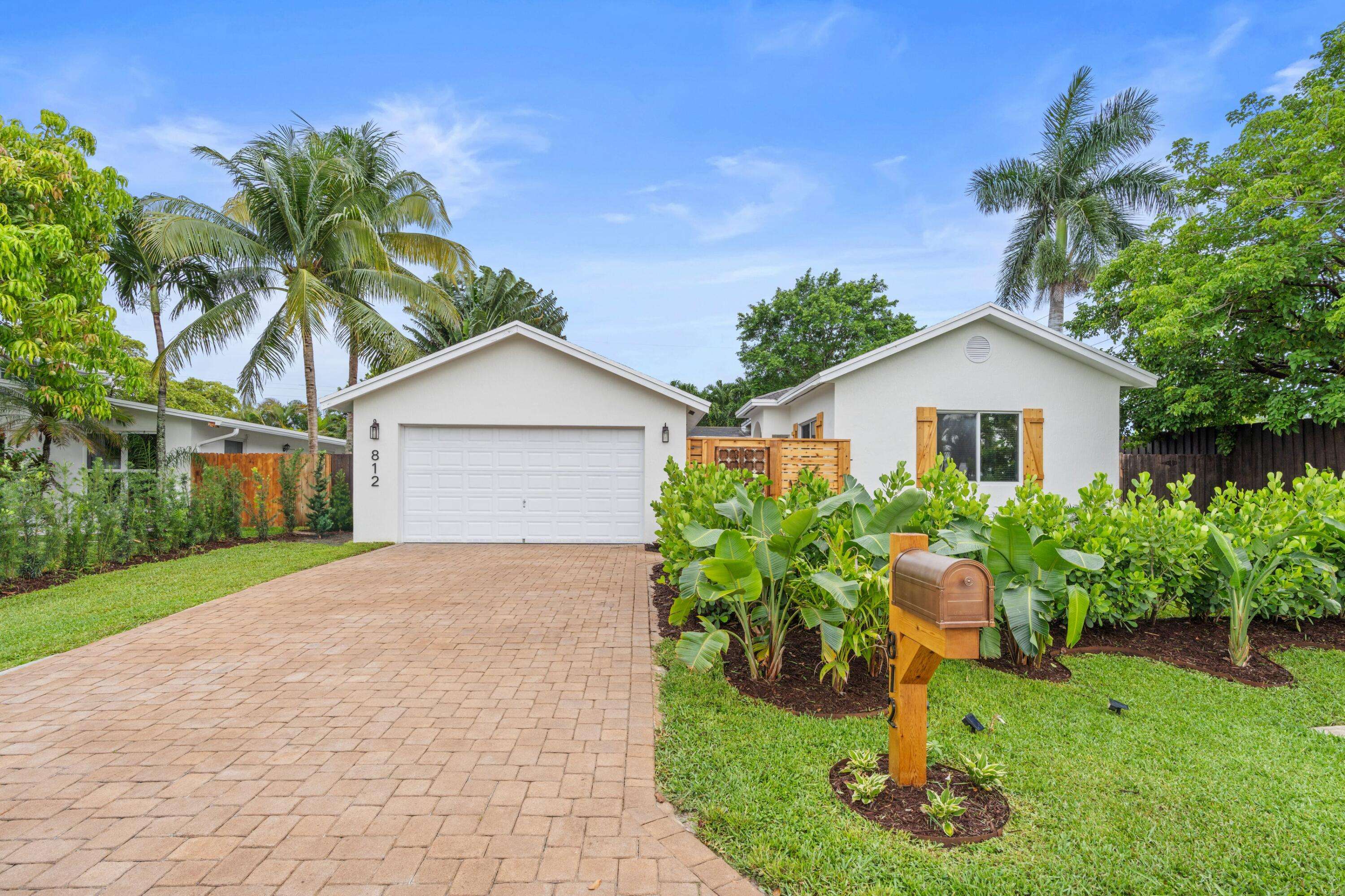 Wilton Manors, FL 33311,812 NW 26th ST
