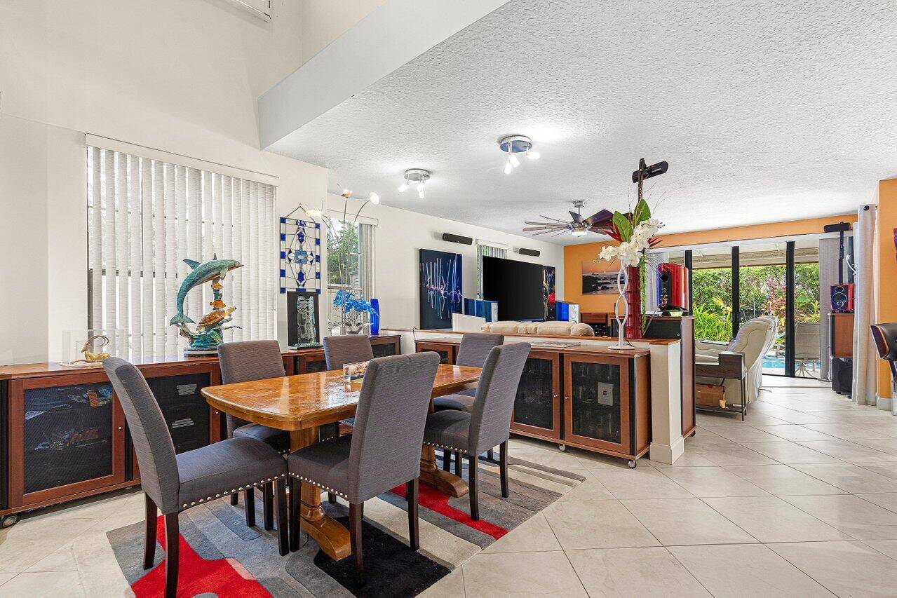 Boca Raton, FL 33433,5696 Santiago CIR