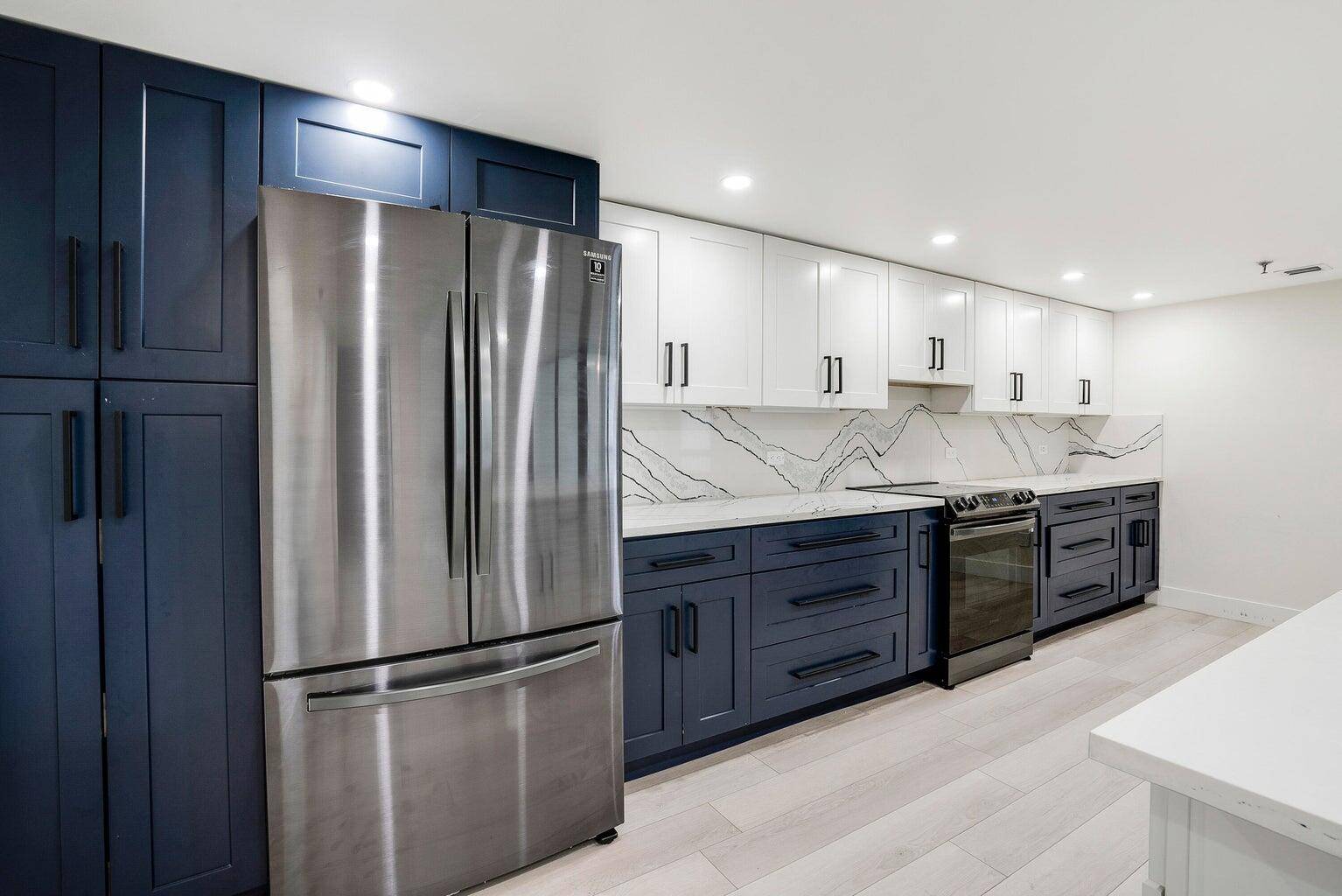 Delray Beach, FL 33444,2025 Lavers CIR D208