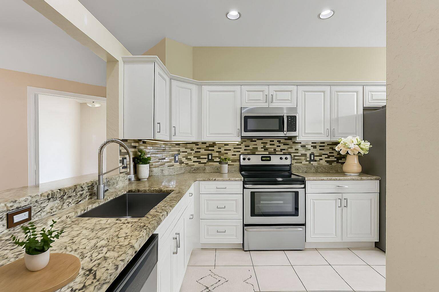 Boynton Beach, FL 33437,5779 Island Reach LN