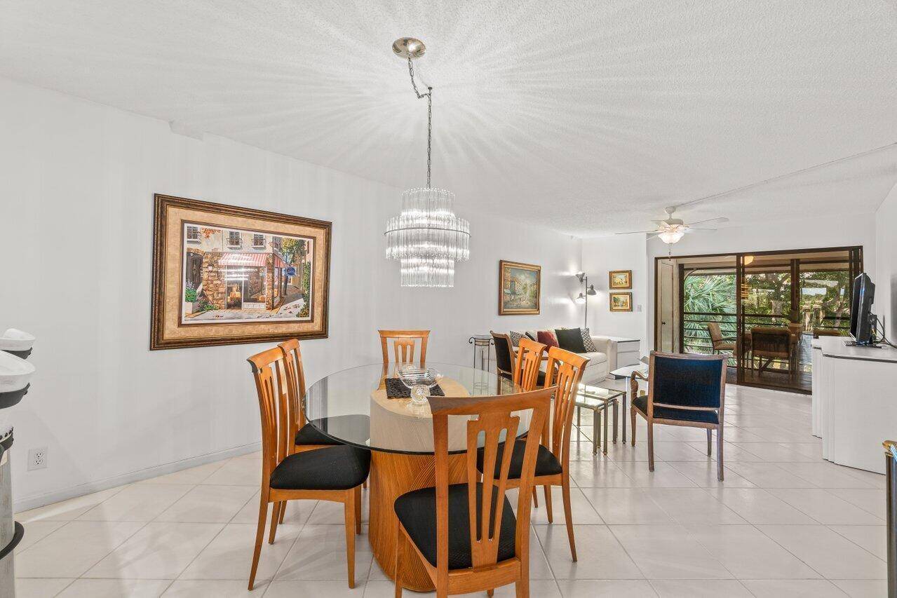 Boynton Beach, FL 33437,5380 Cedar Lake DR 303