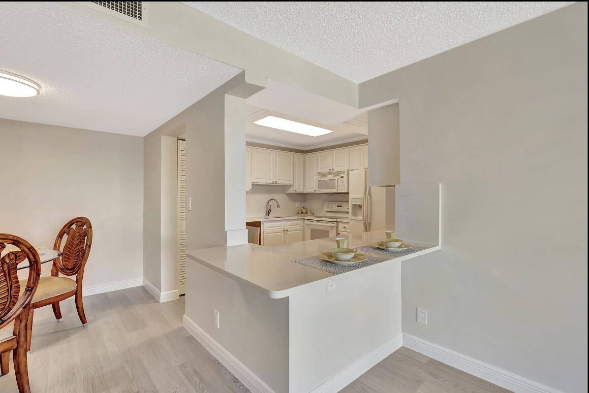 Stuart, FL 34996,1357 NE Ocean BLVD 215