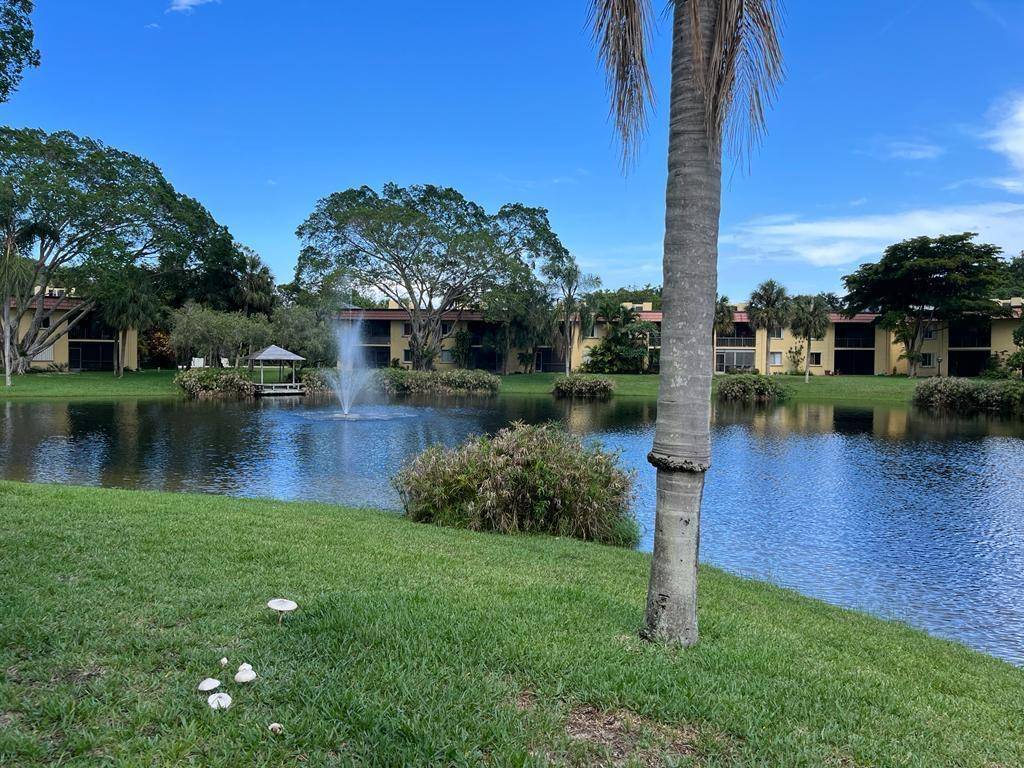 Boca Raton, FL 33486,848 SW 9th Street CIR 205