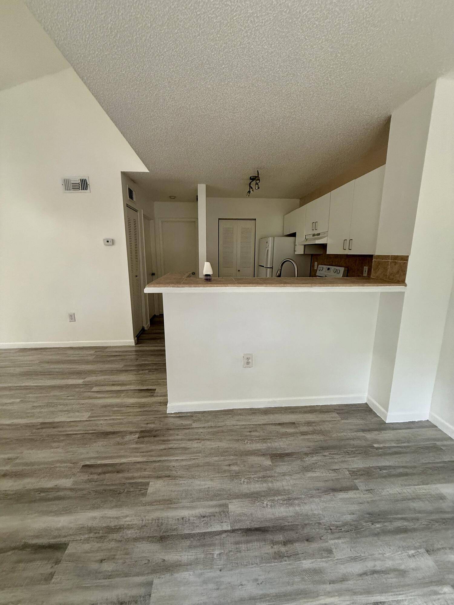 West Palm Beach, FL 33409,1721 Village Boulevard BLVD 202