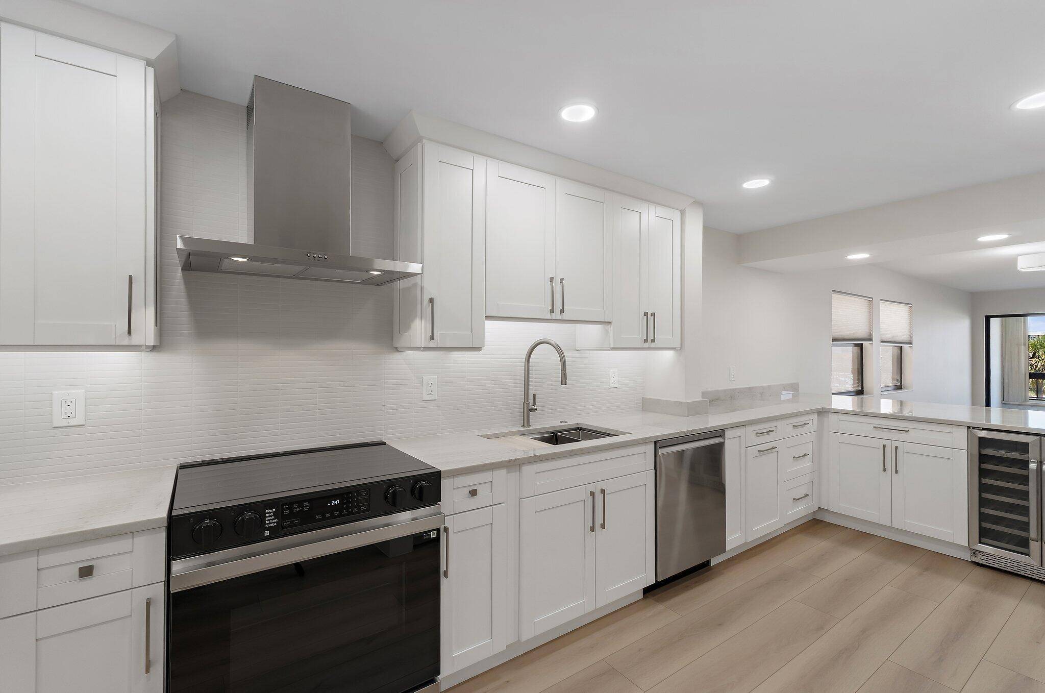 North Palm Beach, FL 33408,1030 Us Highway One 304