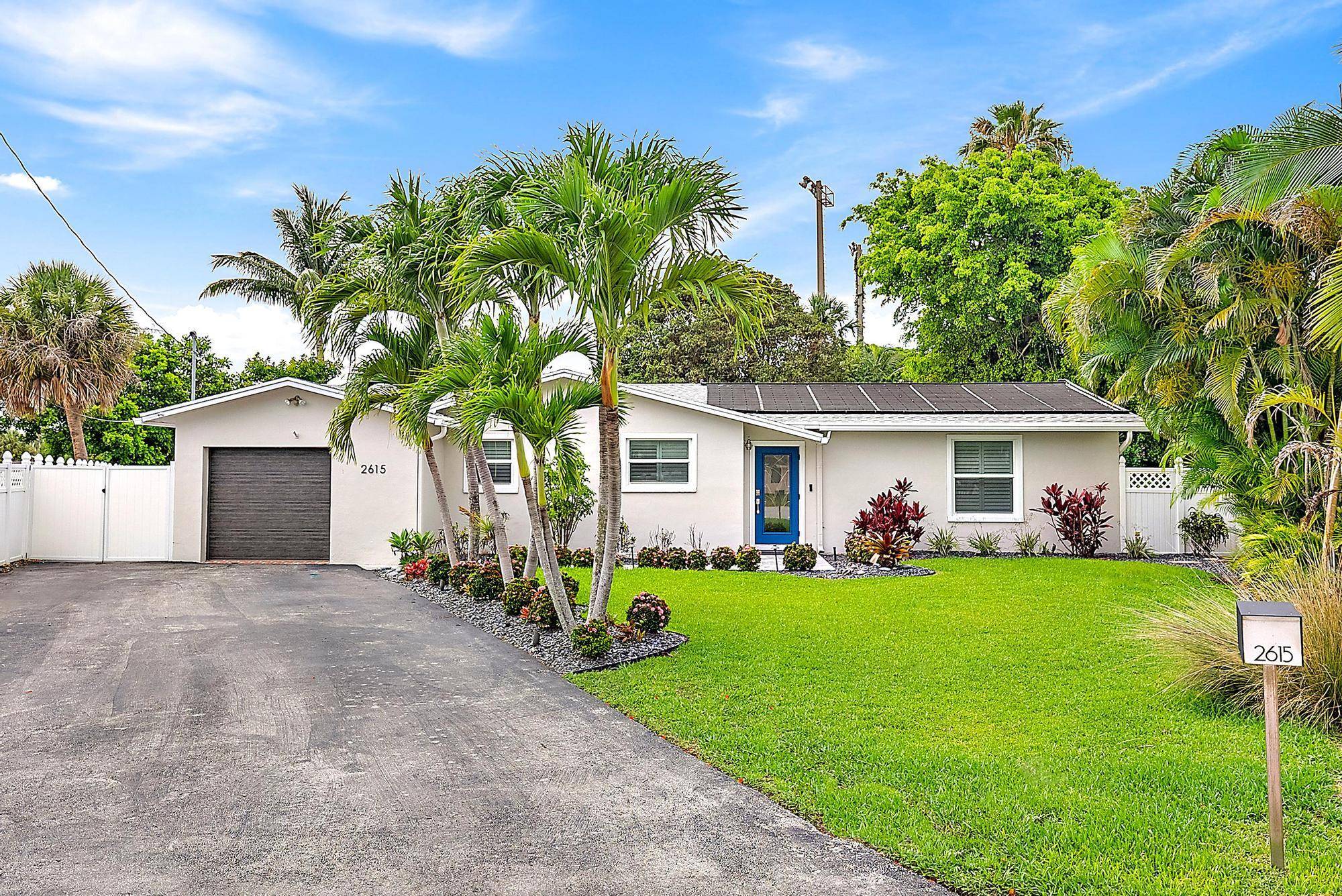 North Palm Beach, FL 33410,2615 Wabash DR