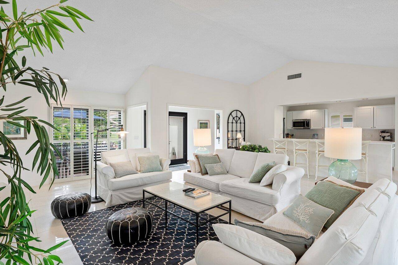 Boynton Beach, FL 33436,4483 Meadowlark LN