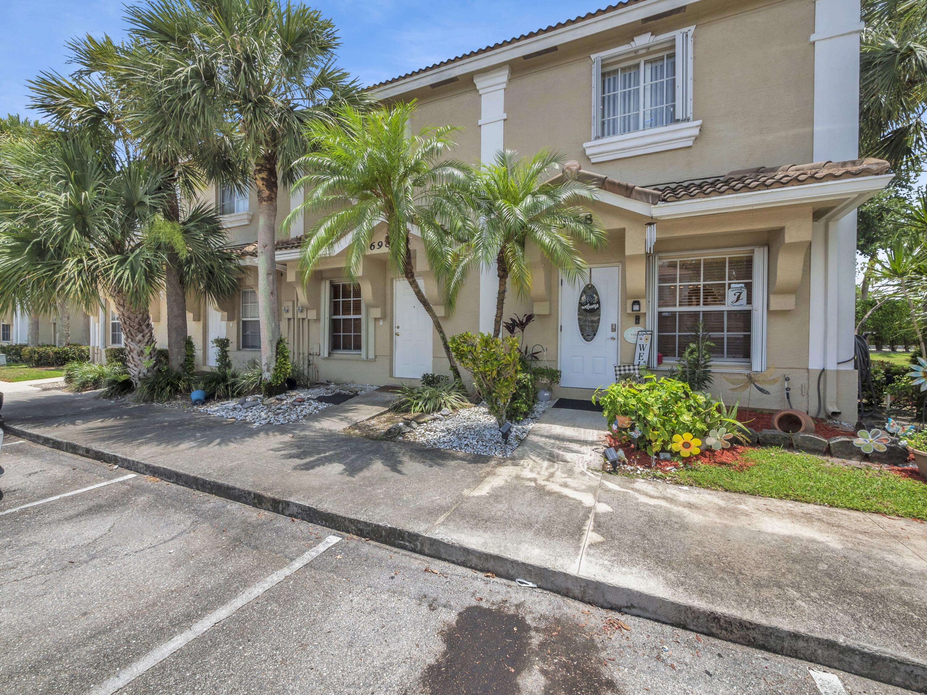 Lake Worth, FL 33467,6988 Stoney Creek CIR