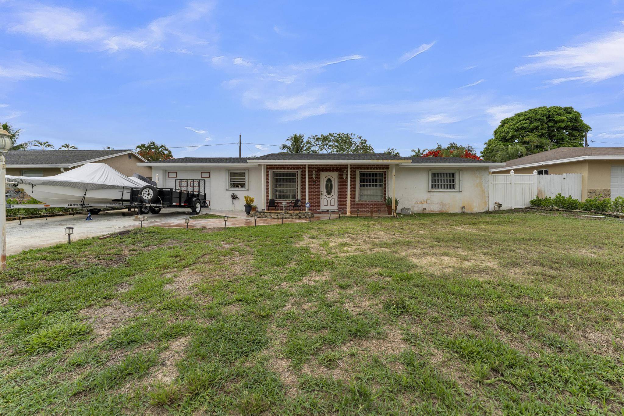 Lake Worth, FL 33462,2745 Cambridge RD
