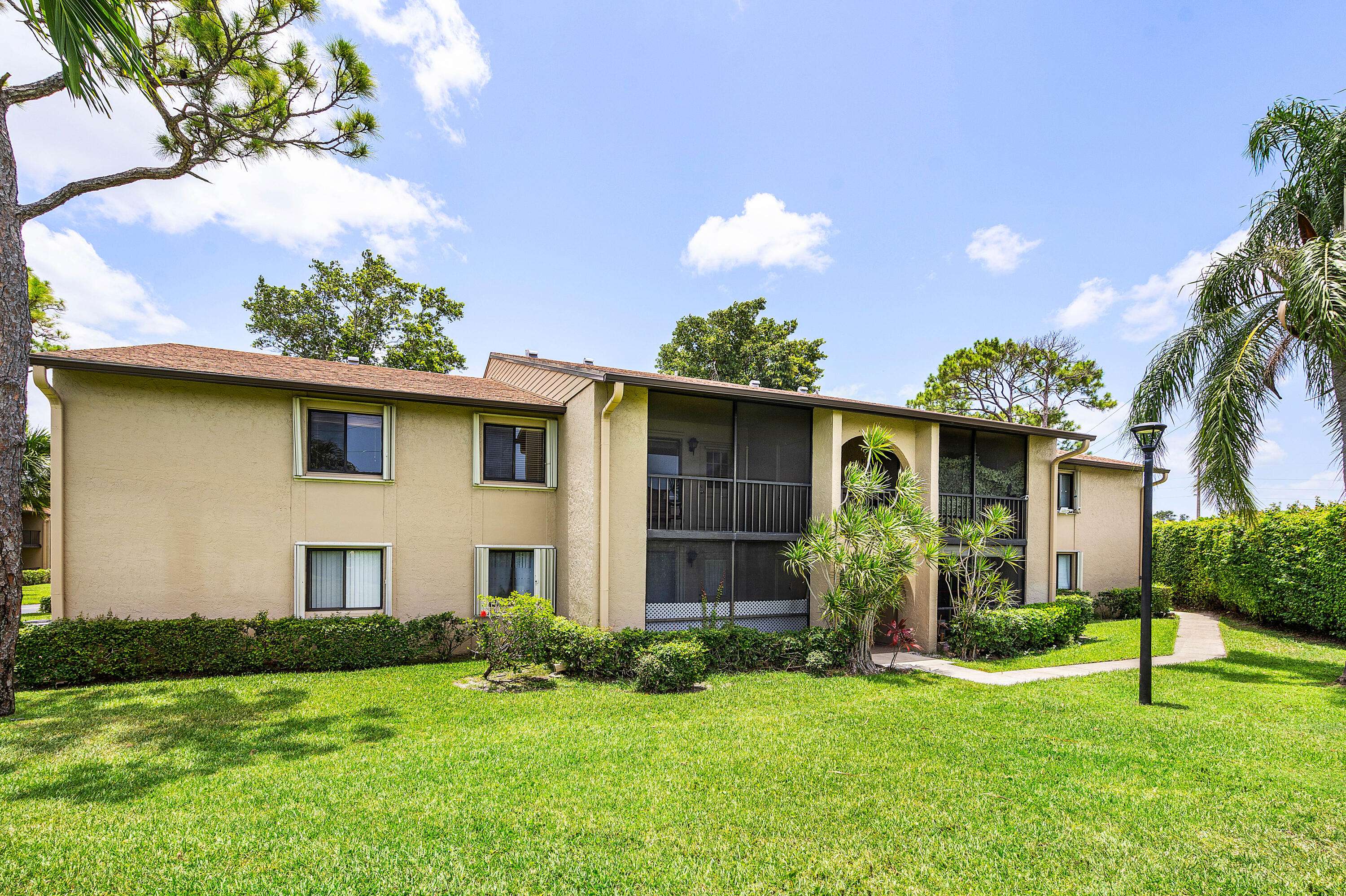 Greenacres, FL 33415,521 Shady Pine WAY C2