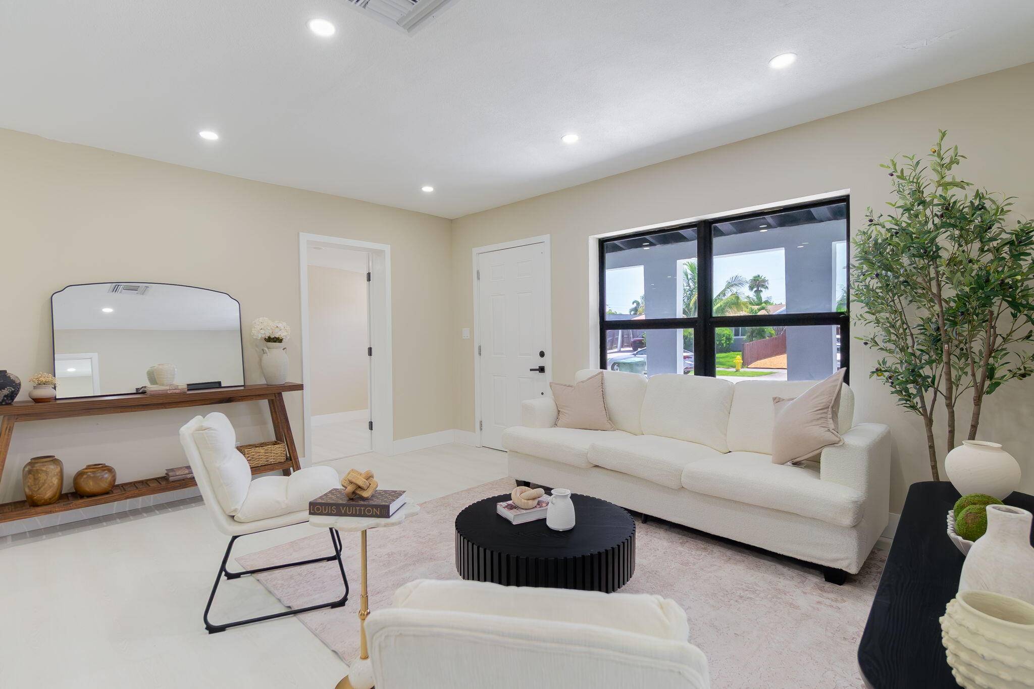 Fort Lauderdale, FL 33334,5409 NE 4th AVE
