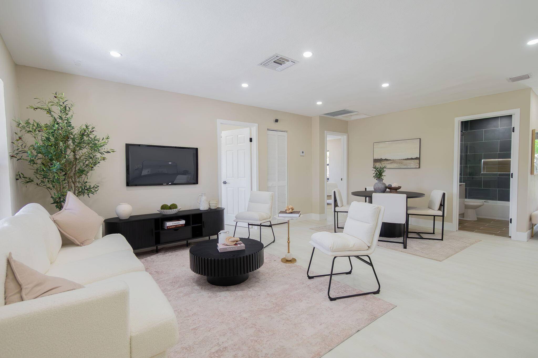 Fort Lauderdale, FL 33334,5409 NE 4th AVE