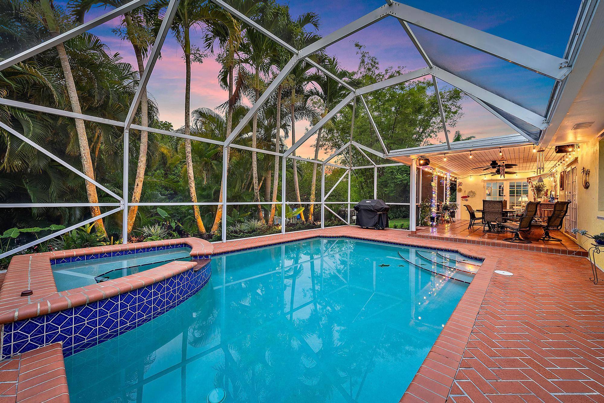Jupiter, FL 33469,9494 SE Cove Point ST