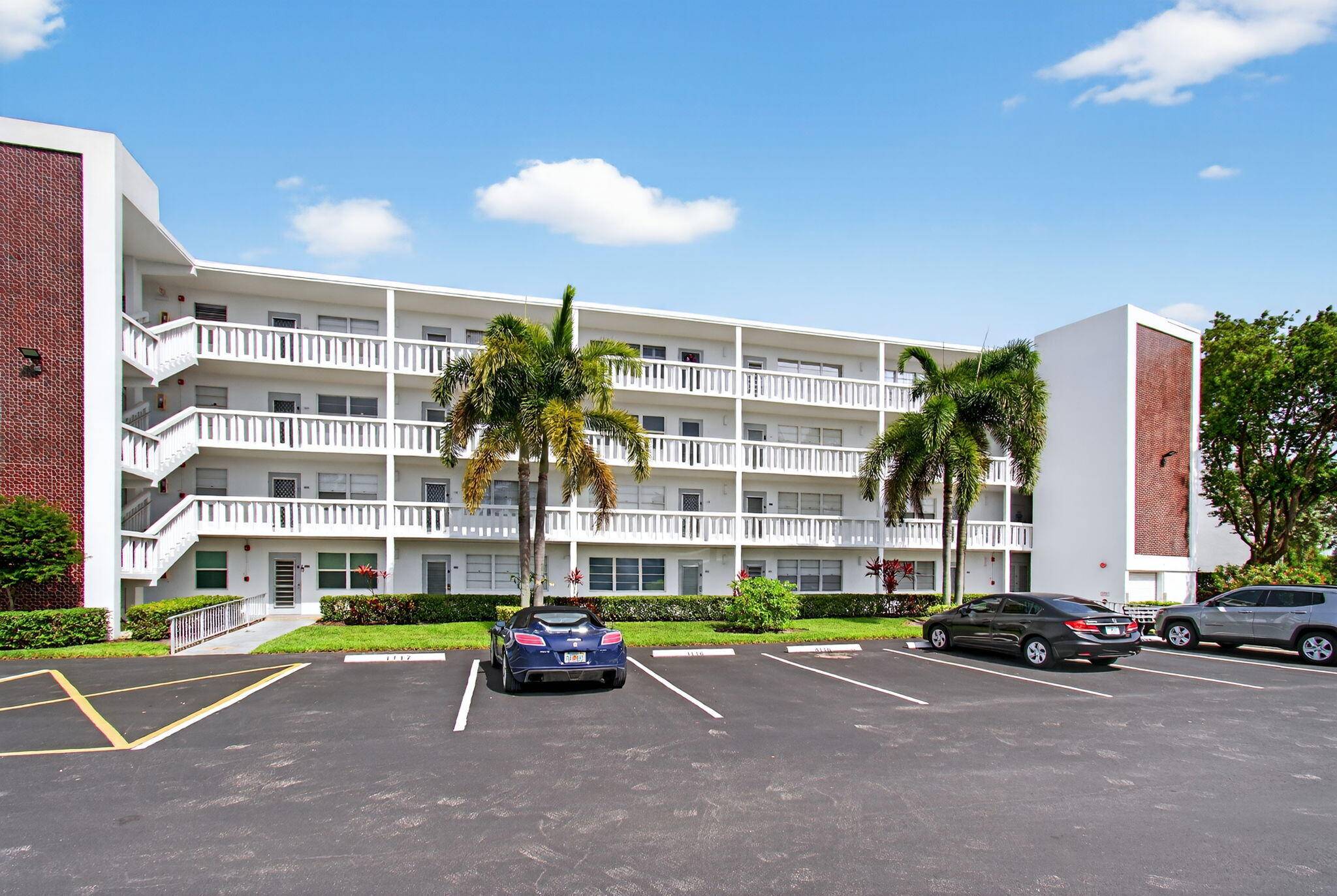Deerfield Beach, FL 33442,1116 E Cambridge E