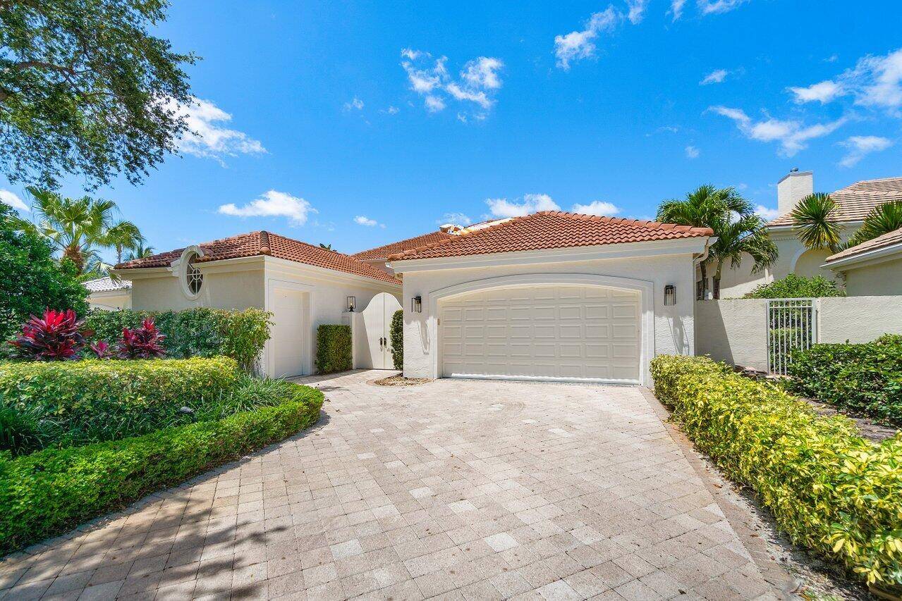 Palm Beach Gardens, FL 33418,1128 Crystal DR