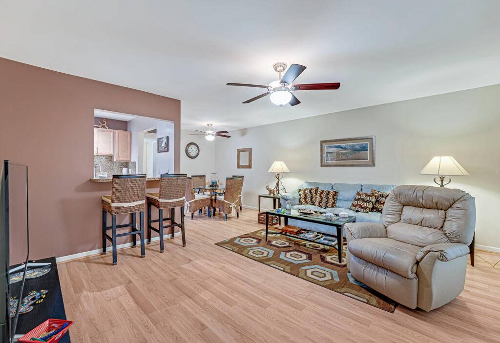 Boynton Beach, FL 33435,210 Main BLVD 2b