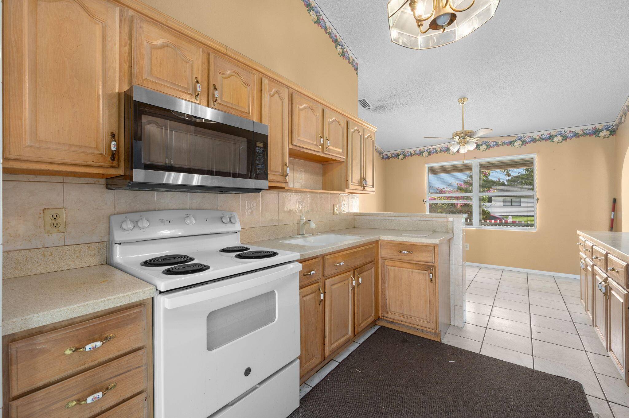 Port Saint Lucie, FL 34984,301 SW Whitmore DR