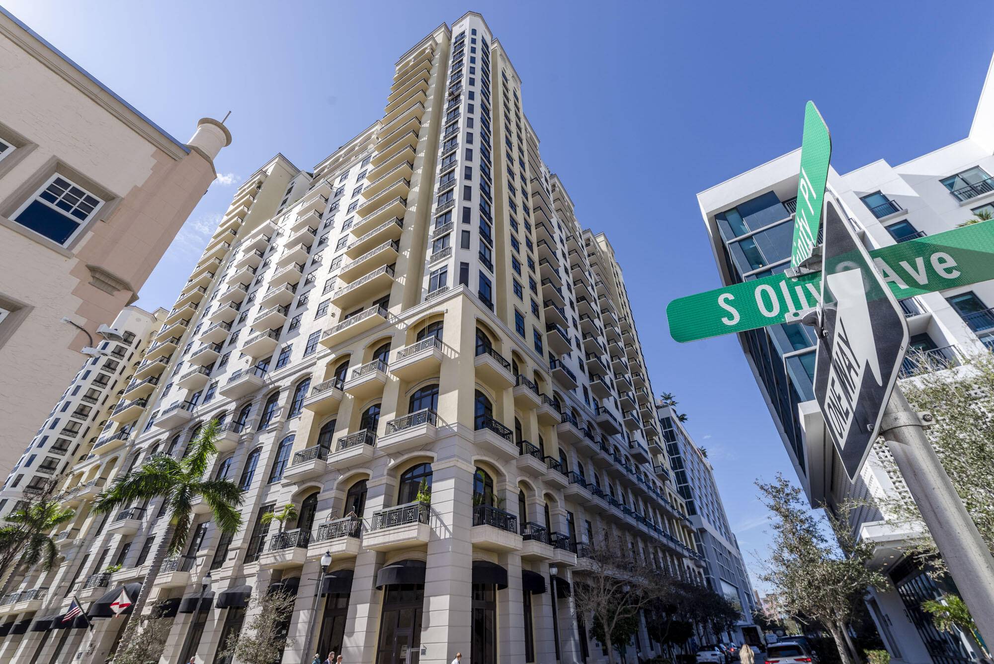 West Palm Beach, FL 33401,701 S Olive AVE 714