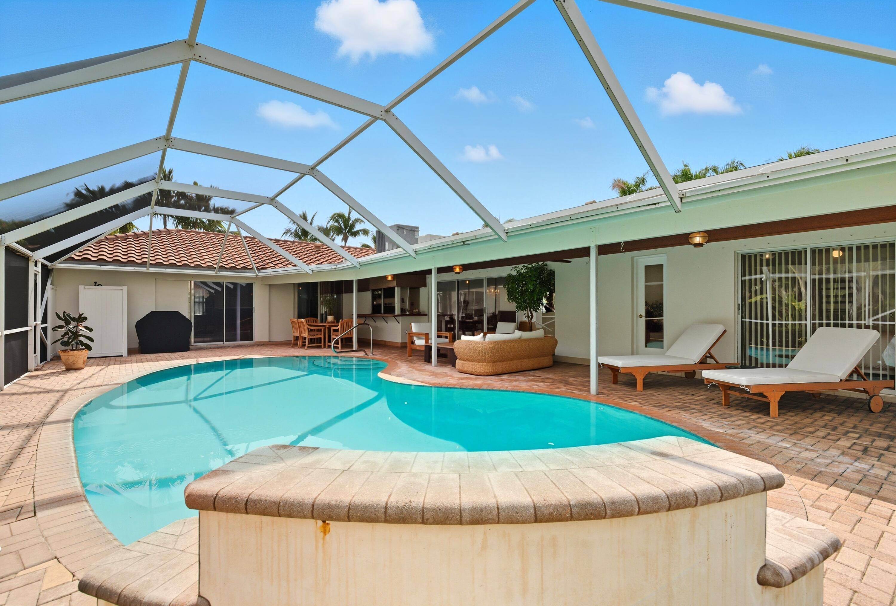 Singer Island, FL 33404,1050 Gulfstream WAY