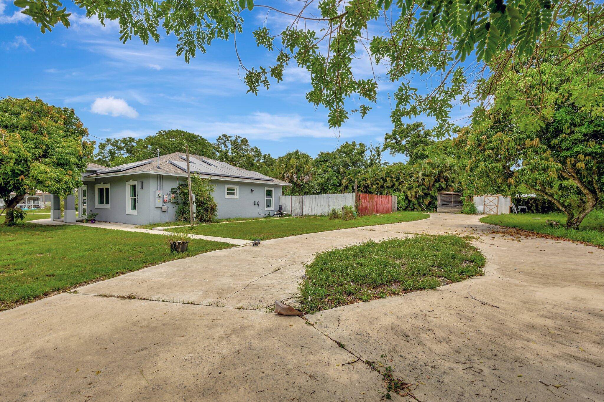 Fort Pierce, FL 34947,1608 S 27th ST