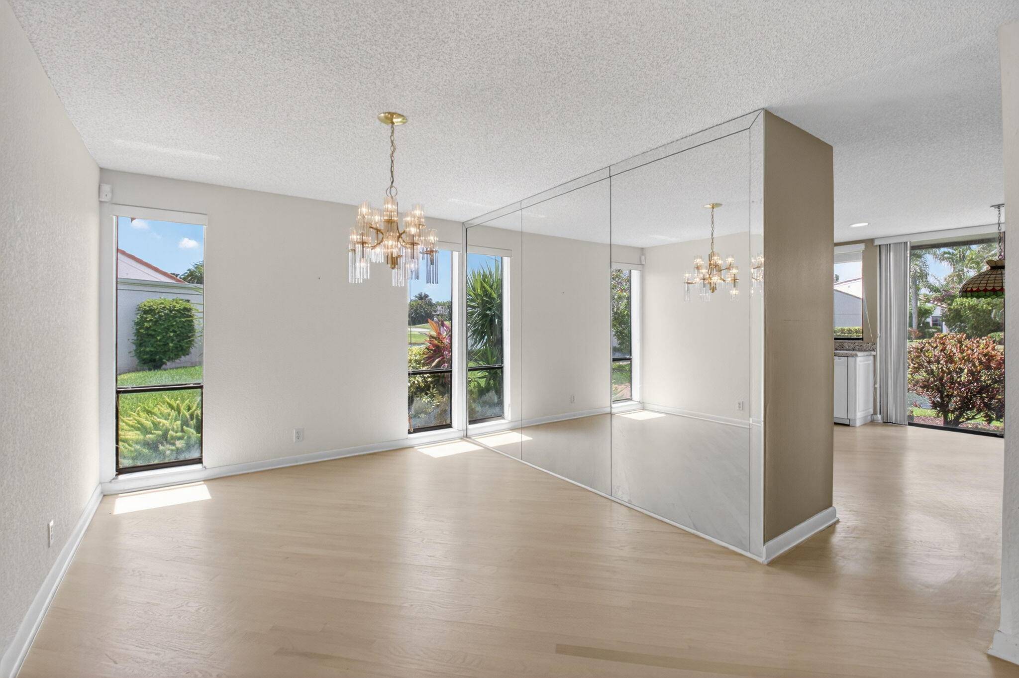 Boca Raton, FL 33434,19630 Sawgrass CIR 2901